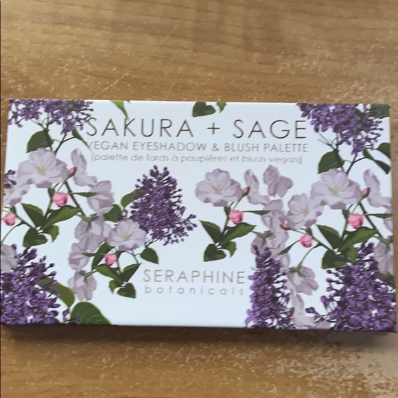 Seraphine Botanicals eyeshadow and blush palette - Picture 2 of 2